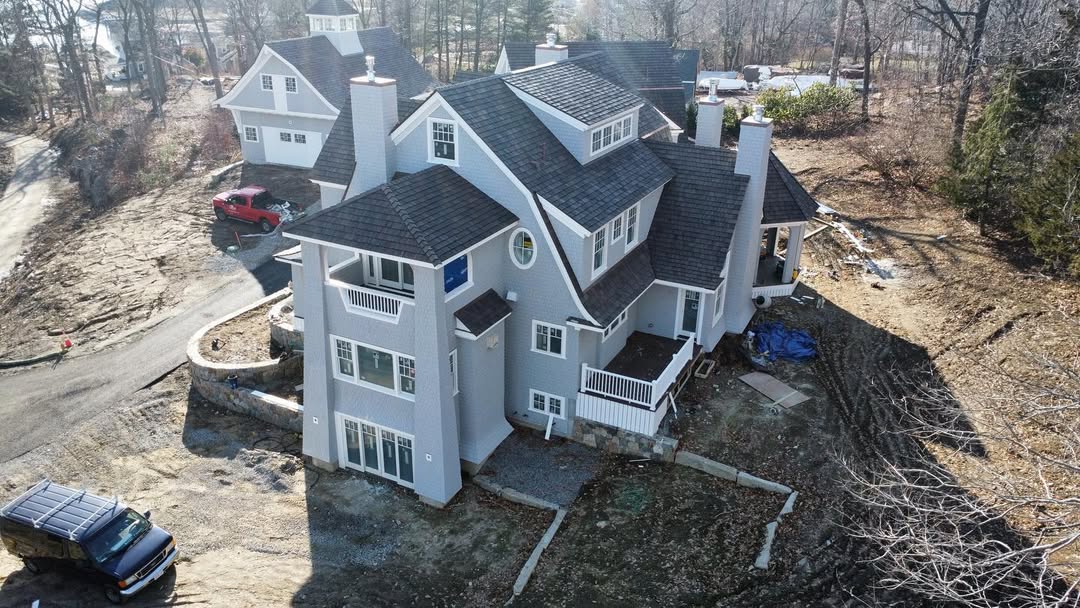 Professional_roof_inspection_in_Massachusetts