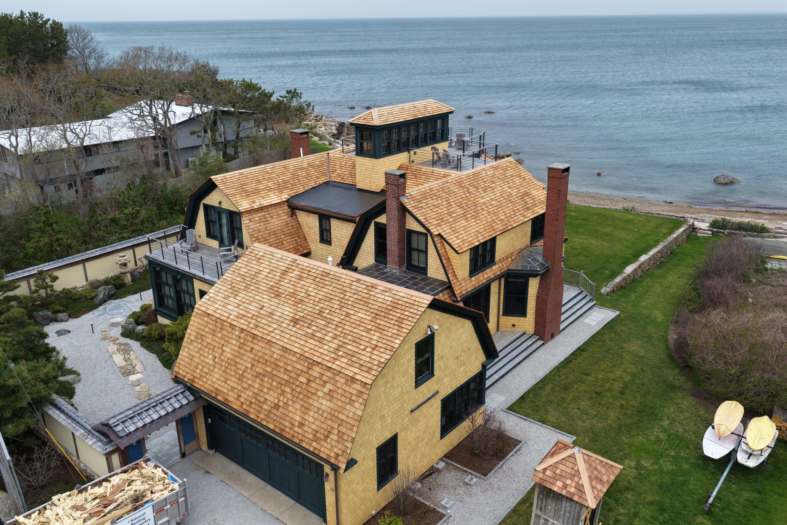 Yellow cedar siding - view 10