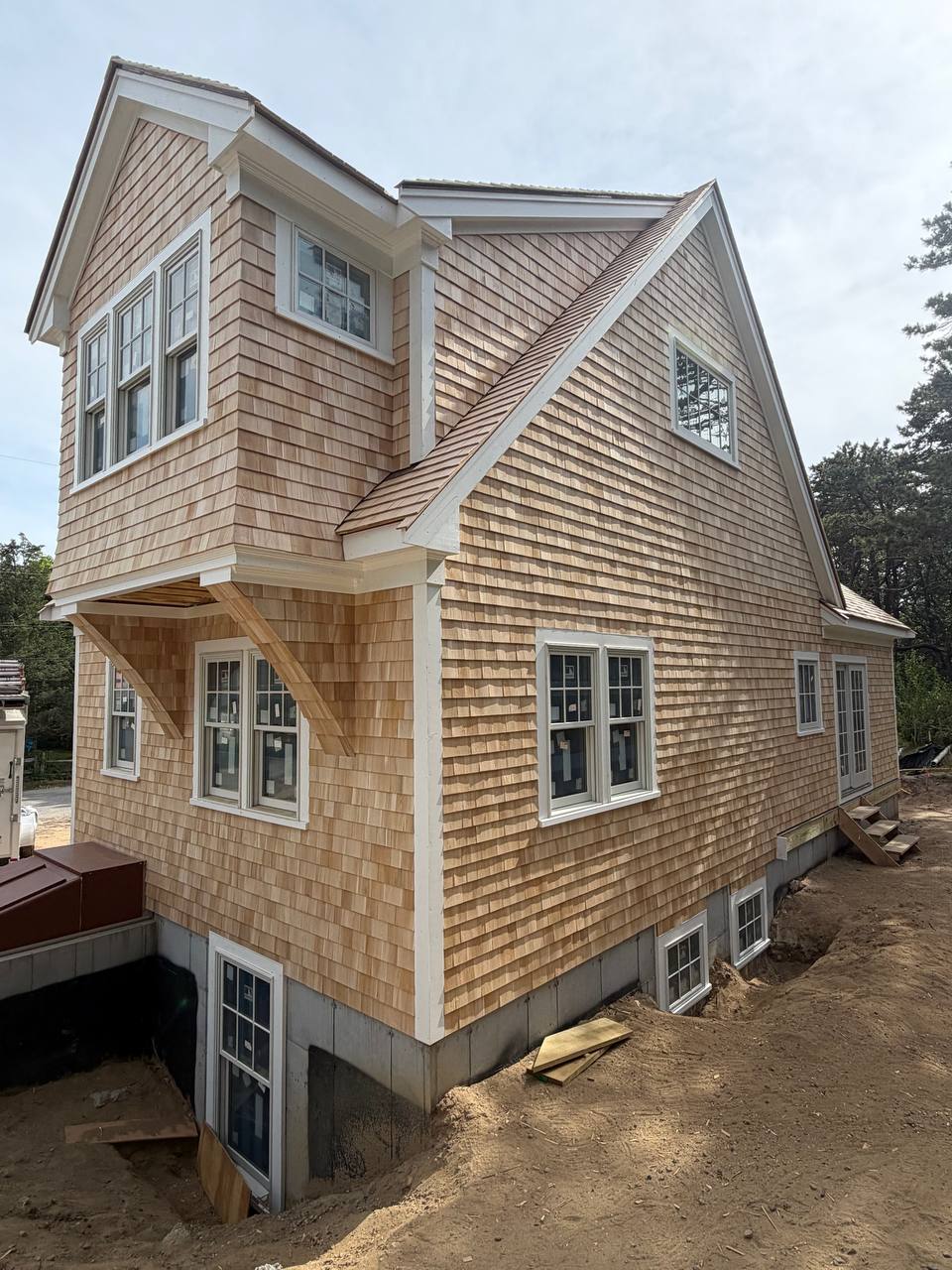 White cedar sidewall with weaved corners